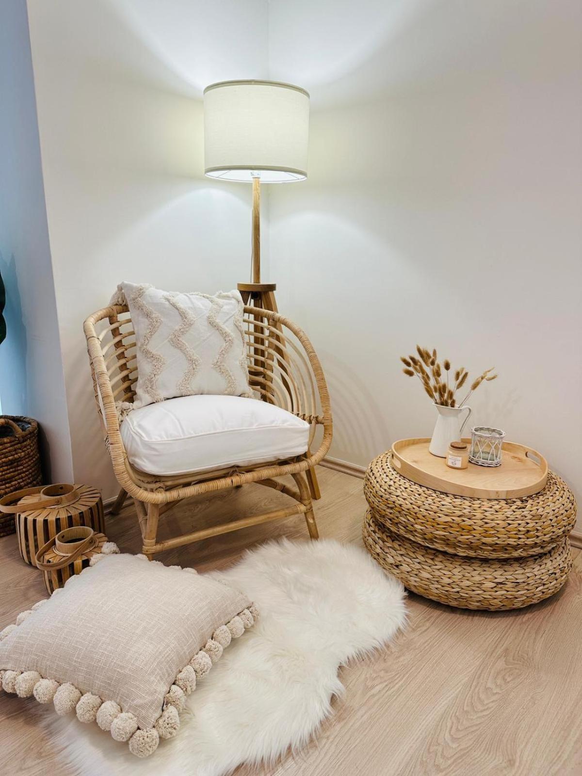 Apartament Cozy And Unique Near Train Station Bratysława